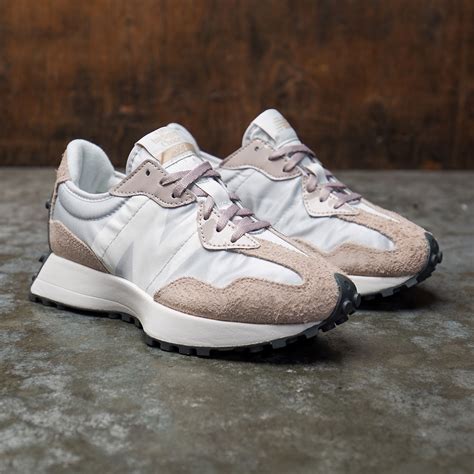 white new balance 327 women